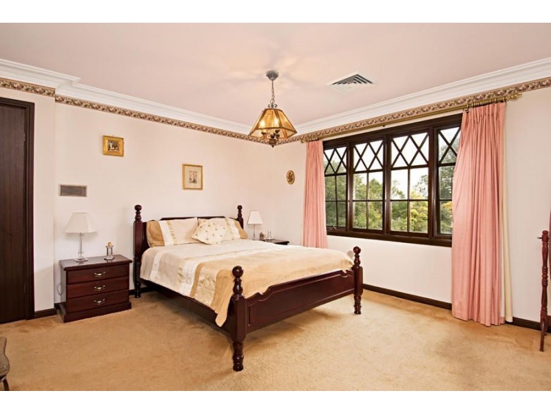 111 Chapel Lane, Baulkham Hills NSW 2153