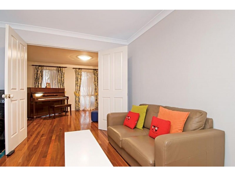 4 Crown Mews, Bella Vista NSW 2153