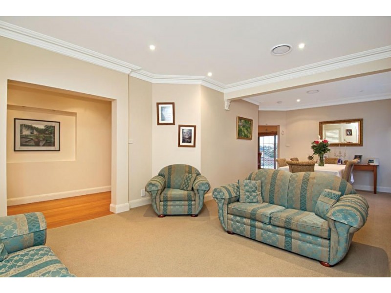 56 Springfield Crescent, Bella Vista NSW 2153