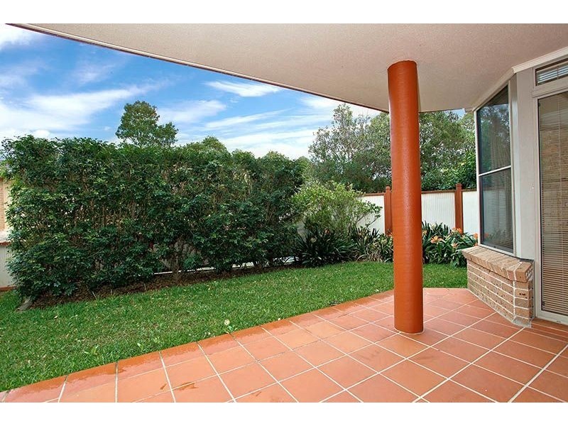 35 Castle Pines Drive, Baulkham Hills NSW 2153