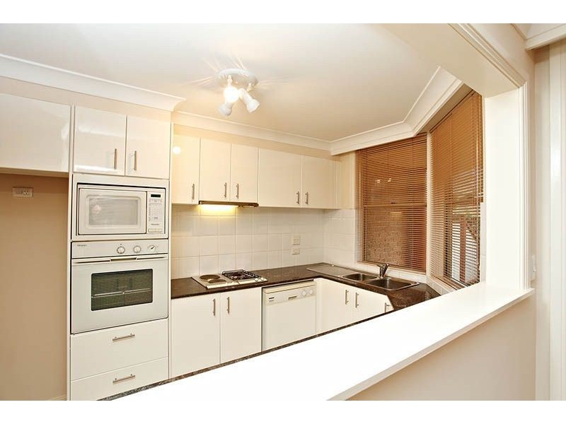 35 Castle Pines Drive, Baulkham Hills NSW 2153