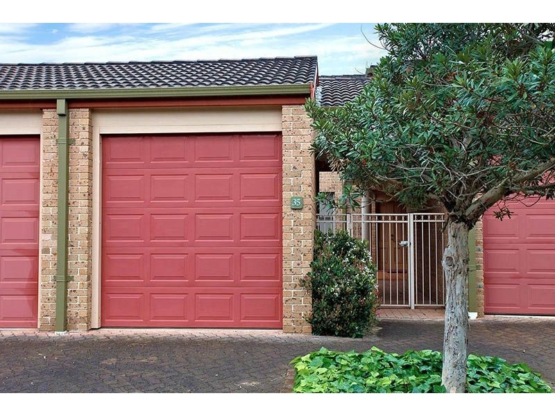 35 Castle Pines Drive, Baulkham Hills NSW 2153