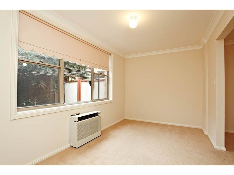 35 Castle Pines Drive, Baulkham Hills NSW 2153