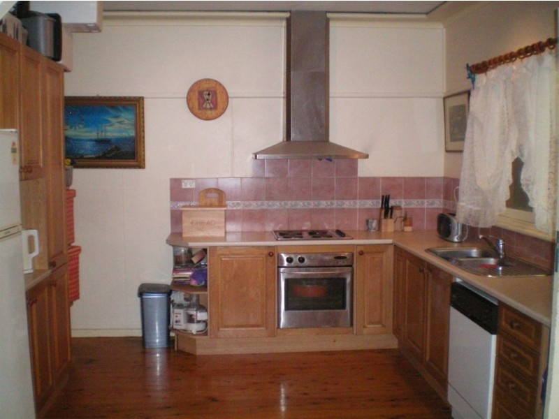 218 Windsor Road, Northmead NSW 2152