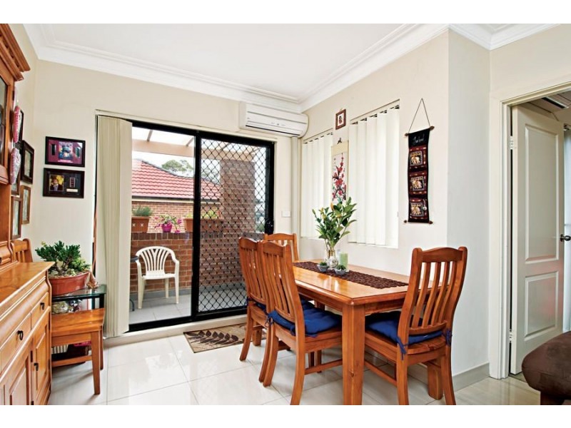 7/3-5 Windermere Avenue, Northmead NSW 2152