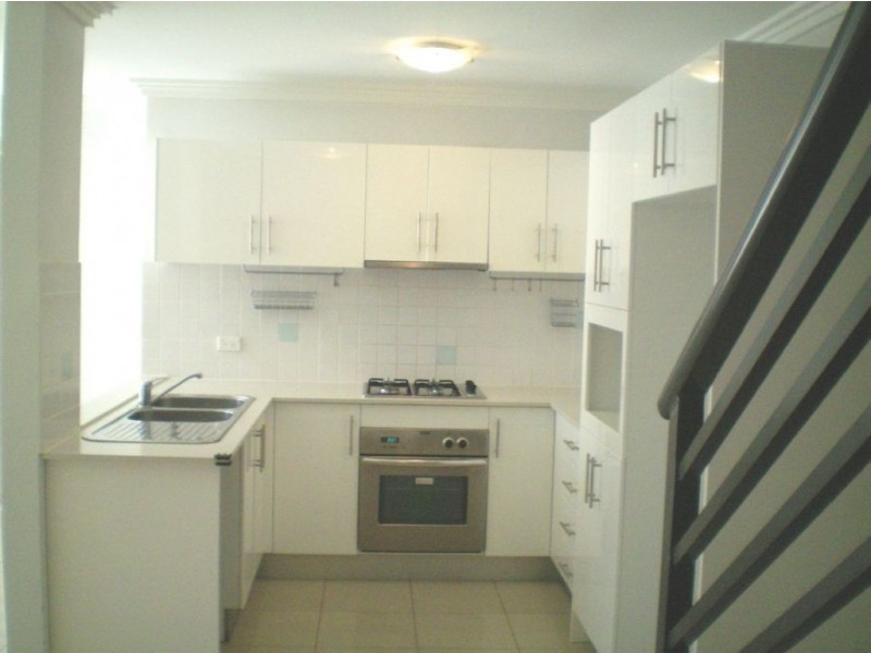 4/15-17 Whitling Avenue, Castle Hill NSW 2154