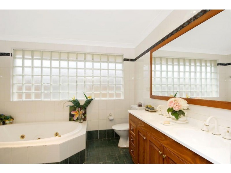 9 Bellona Street, Winston Hills NSW 2153