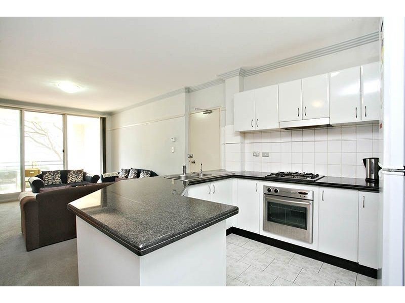 29/392 Windsor Road, Baulkham Hills NSW 2153