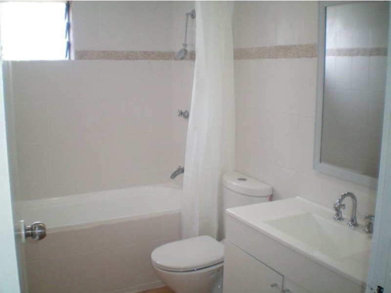 Flat/33 Yetholme Ave, Baulkham Hills NSW 2153