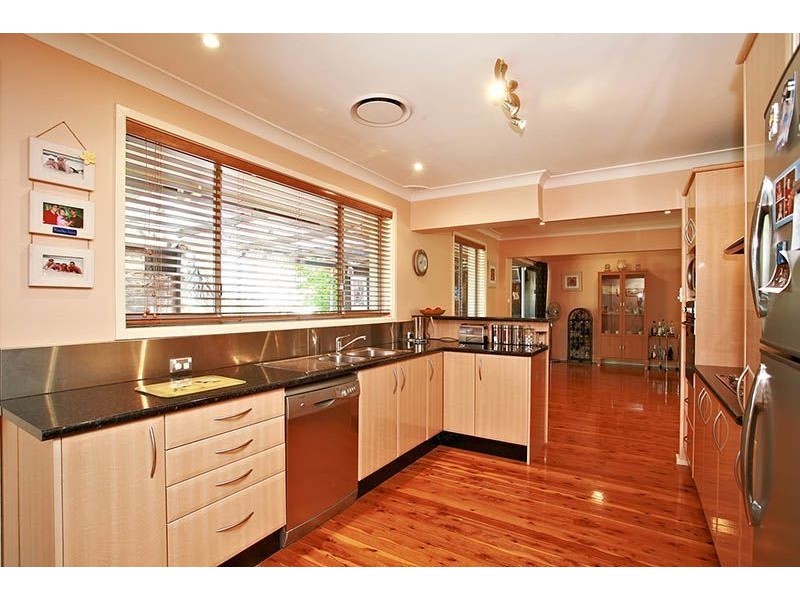 27 Aberdeen Road, Winston Hills NSW 2153
