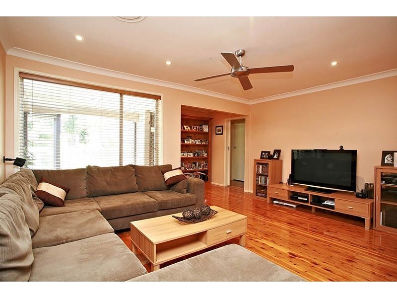 27 Aberdeen Road, Winston Hills NSW 2153