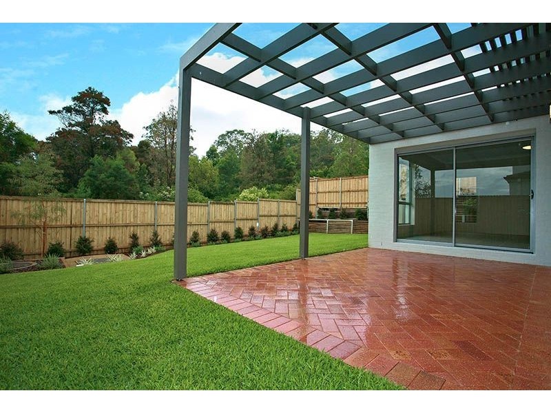 8 Chelsea Road, Castle Hill NSW 2154