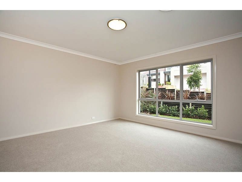 8 Chelsea Road, Castle Hill NSW 2154