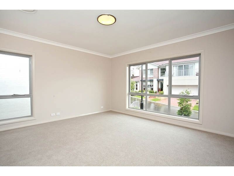 8 Chelsea Road, Castle Hill NSW 2154