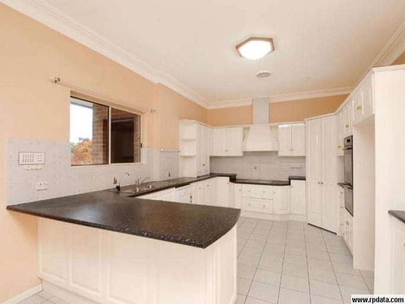 46 Fishburn Crescent, Castle Hill NSW 2154