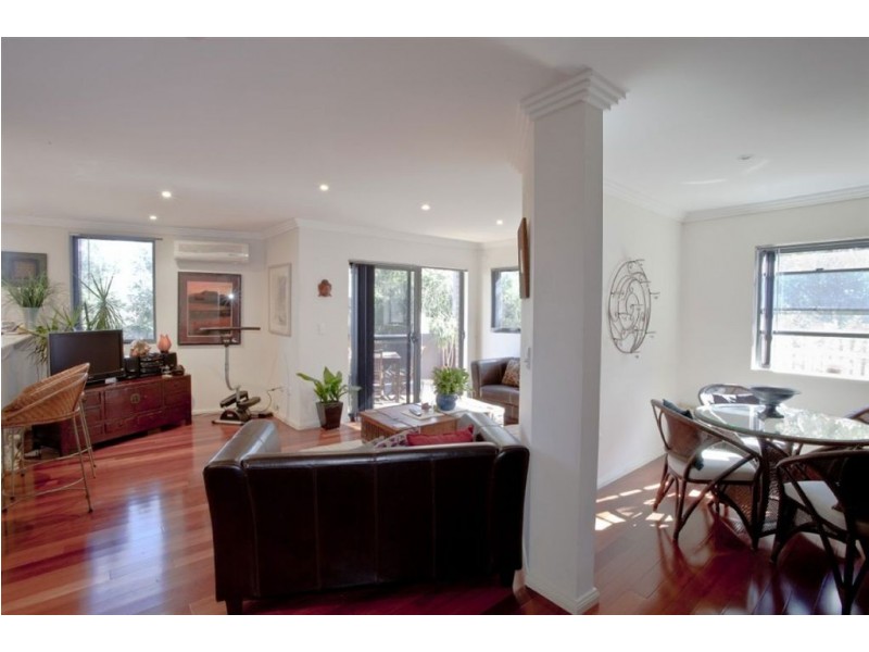 1 44-46 Cecil Ave, Castle Hill NSW 2154