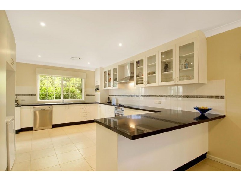 6 Ulundri Drive, Castle Hill NSW 2154