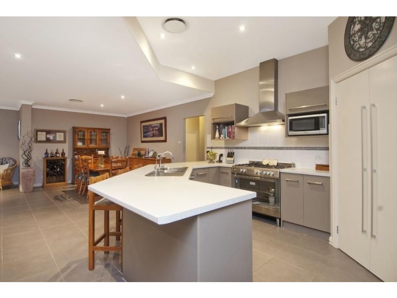 6 Gipps Place, Beaumont Hills NSW 2155