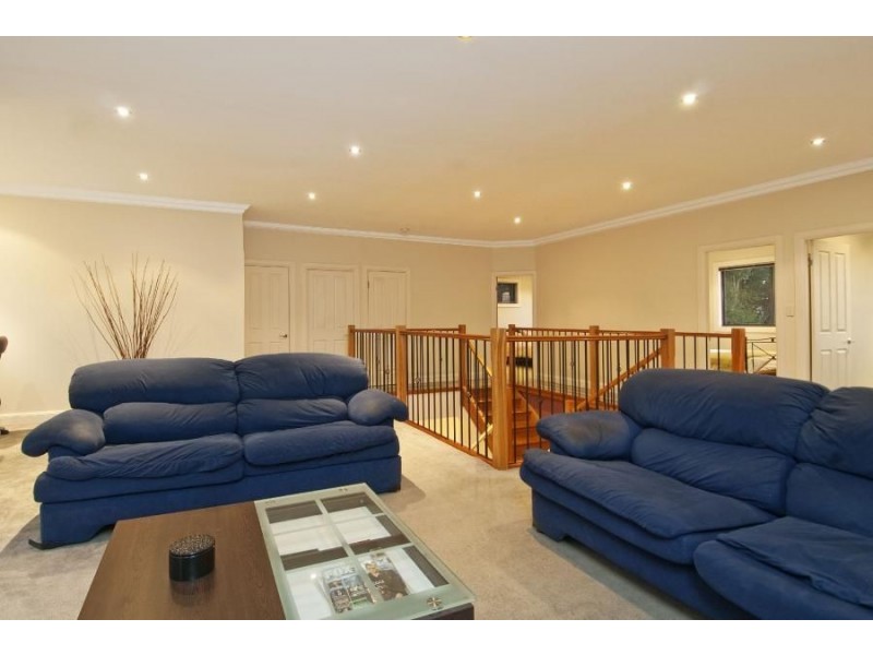 31 Clackmannan Road, Winston Hills NSW 2153