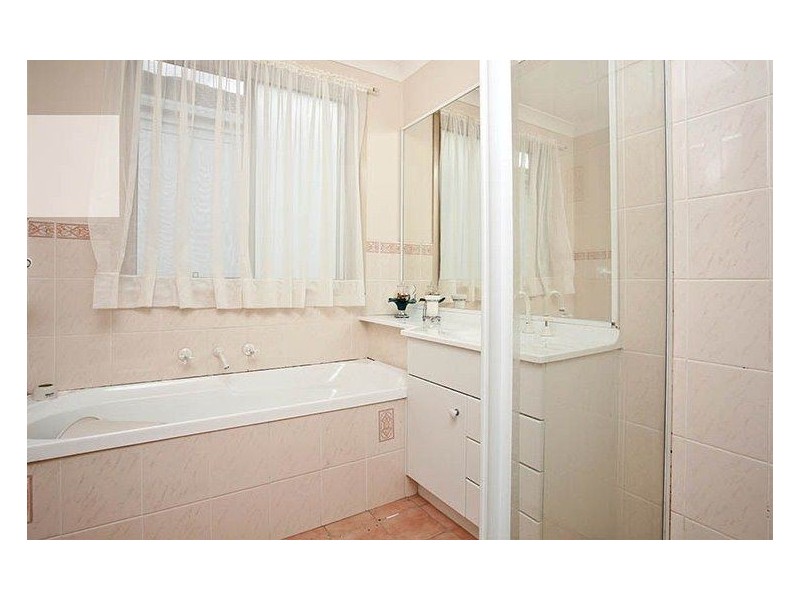 96 Zammit Avenue, Quakers Hill NSW 2763