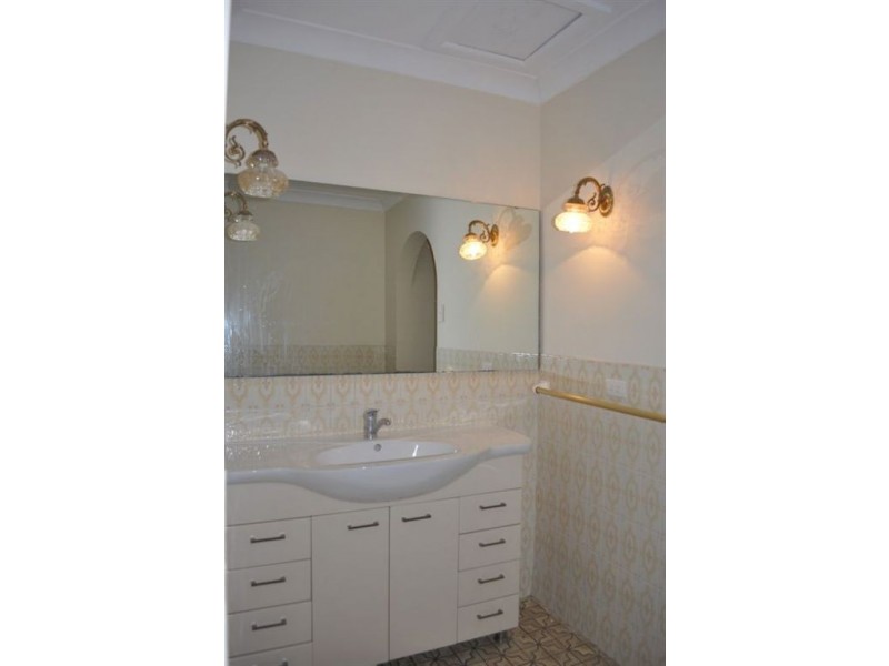 237 Caroline Chisholm Drive, Winston Hills NSW 2153