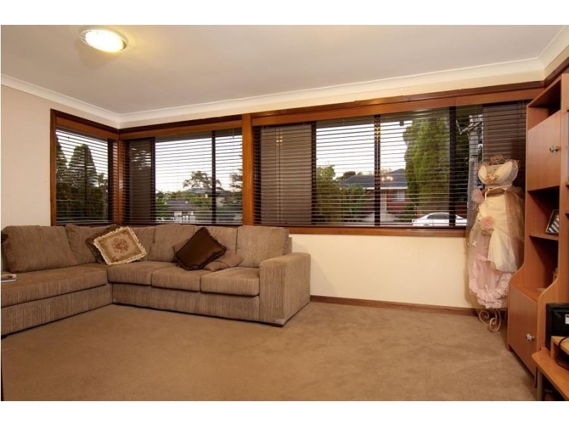 9 Almeria Avenue, Baulkham Hills NSW 2153