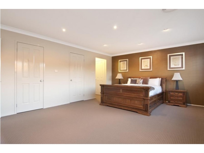 117 Chepstow Drive, Castle Hill NSW 2154