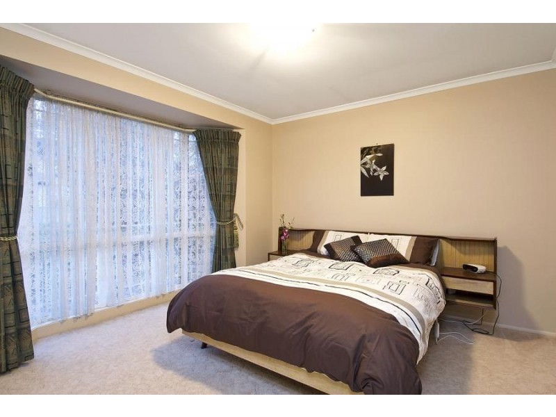 6 Hillcrest Road, Quakers Hill NSW 2763
