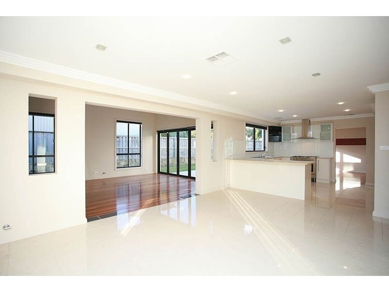 12 Vernonia Ave, Kellyville NSW 2155