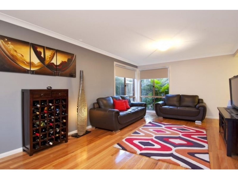 38 Millcroft Way, Beaumont Hills NSW 2155