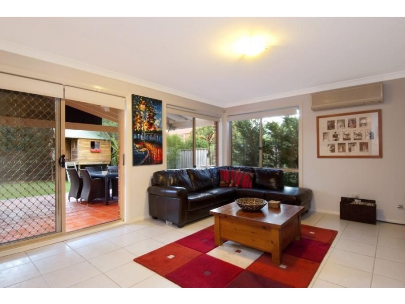 38 Millcroft Way, Beaumont Hills NSW 2155