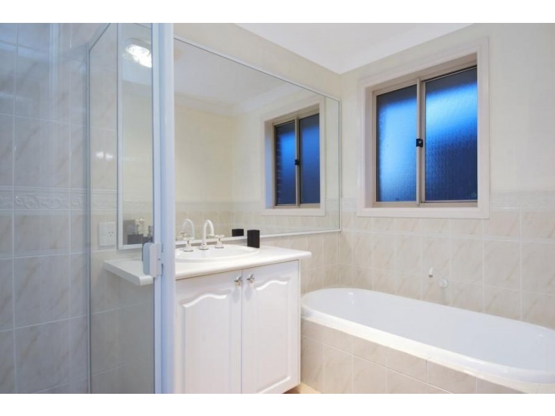 38 Millcroft Way, Beaumont Hills NSW 2155