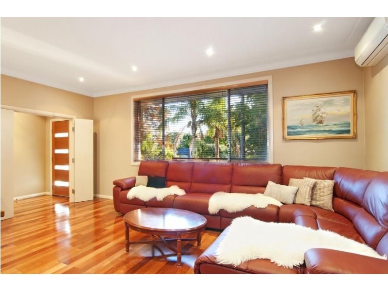 6 Mulgray Avenue, Baulkham Hills NSW 2153