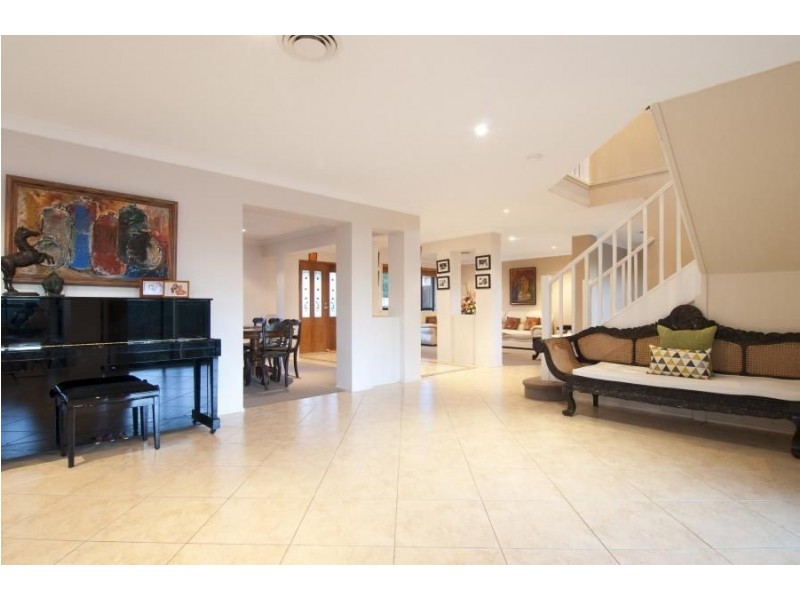 117 Chepstow Drive, Castle Hill NSW 2154