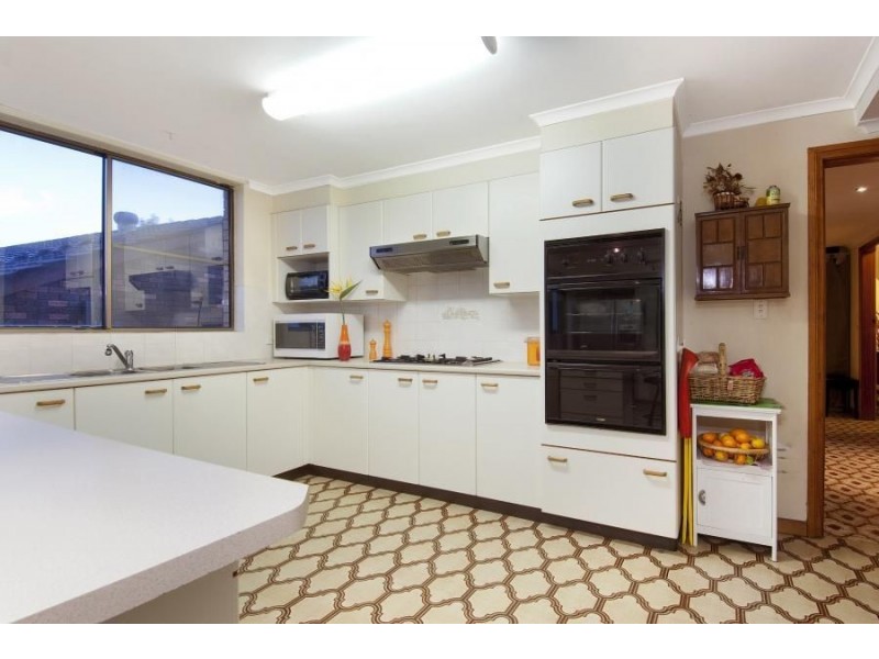 17 Tristania Court, Baulkham Hills NSW 2153