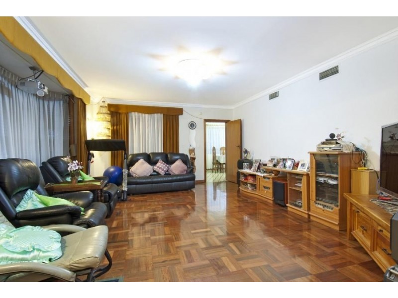 17 Tristania Court, Baulkham Hills NSW 2153