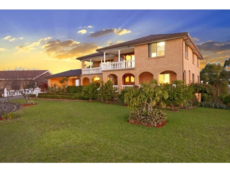 17 Tristania Court, Baulkham Hills NSW 2153