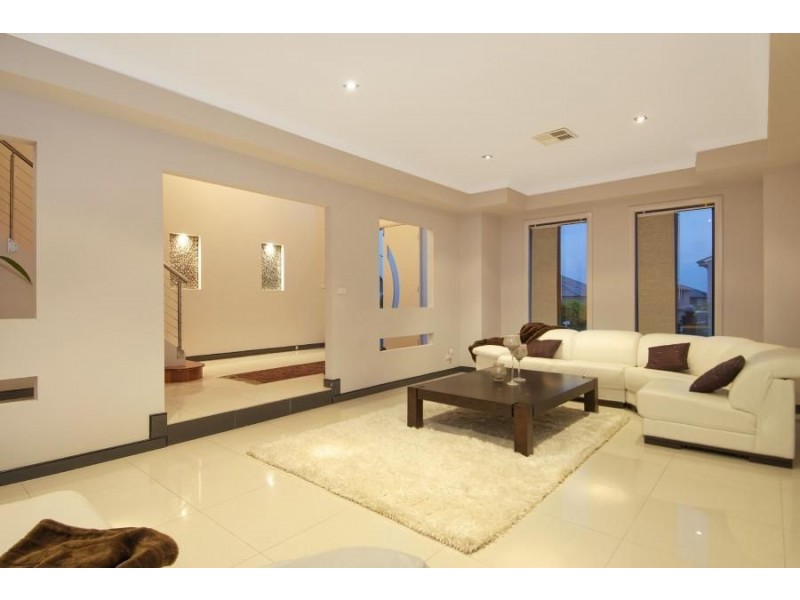 24 Chepstow Drive, Castle Hill NSW 2154