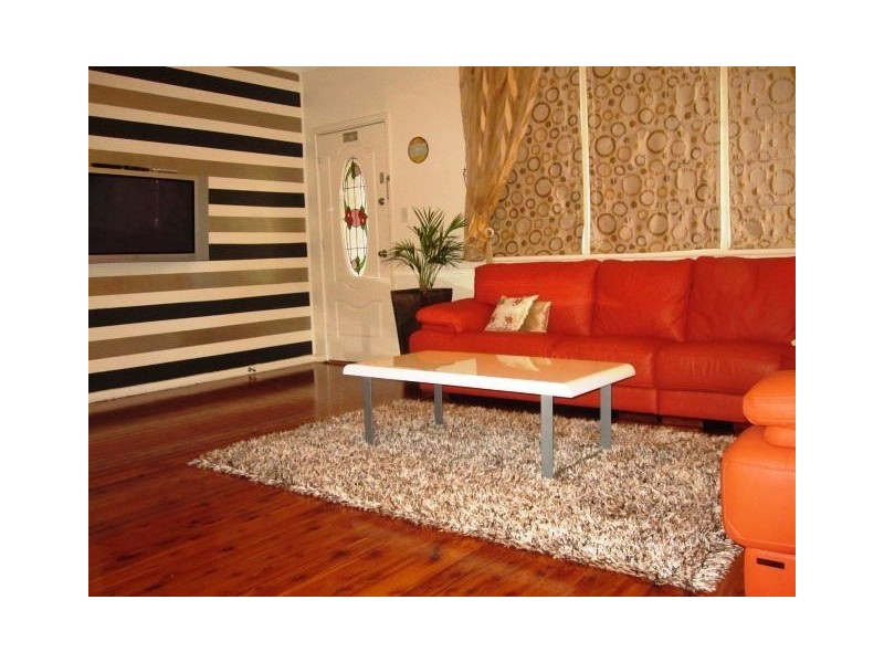 23 Favell Street, Toongabbie NSW 2146