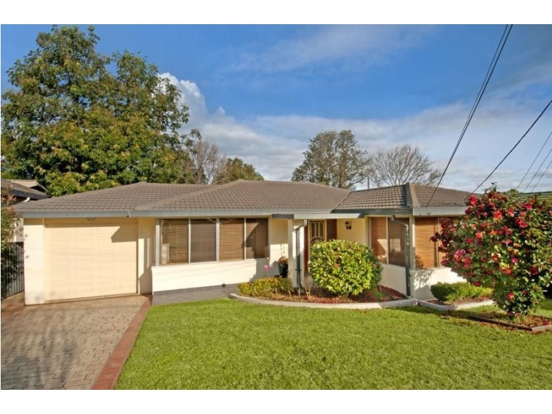 25 Ambleside Drive, Castle Hill NSW 2154