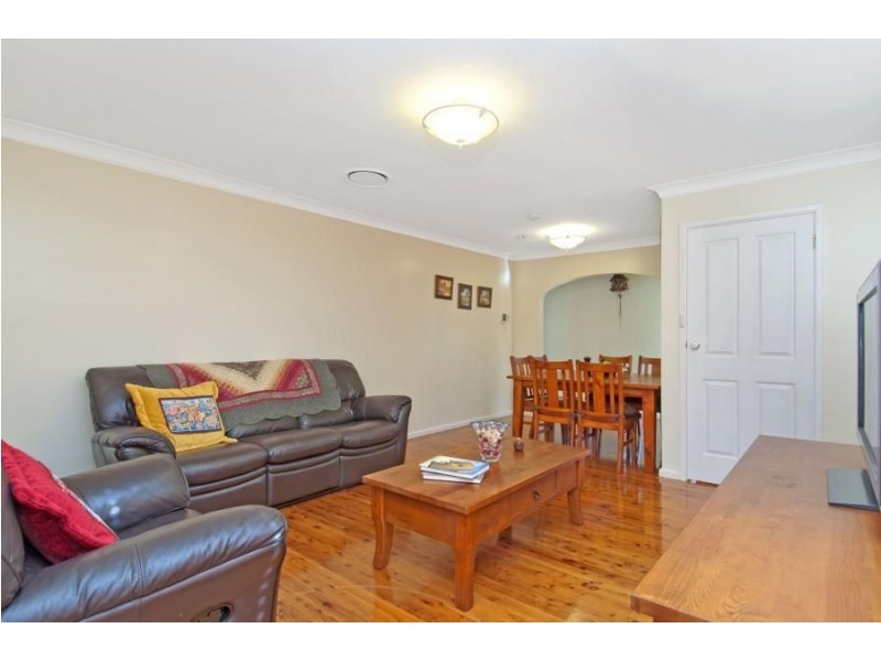 25 Ambleside Drive, Castle Hill NSW 2154