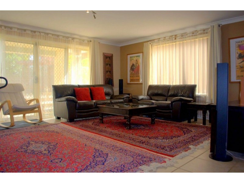 5 Persimmon Way, Glenwood NSW 2768