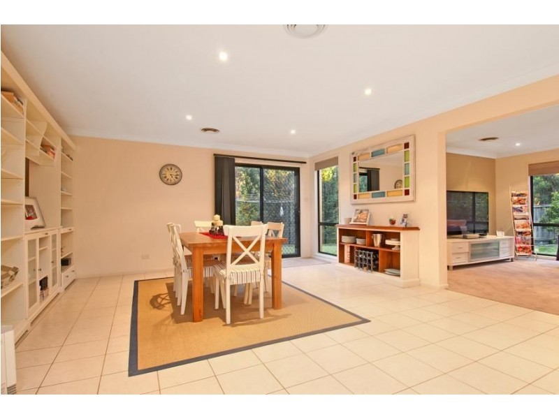 2 Lochton Place, Beaumont Hills NSW 2155