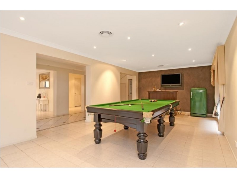 2 Lochton Place, Beaumont Hills NSW 2155