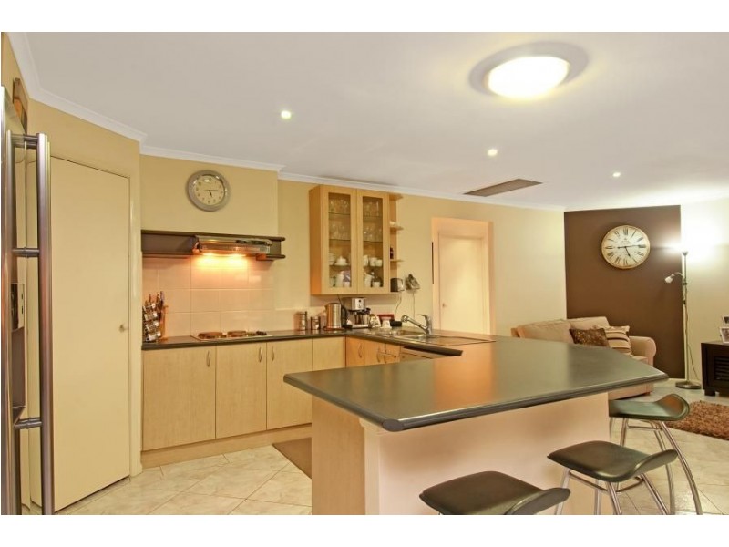 16 Harcourt Grove, Glenwood NSW 2768