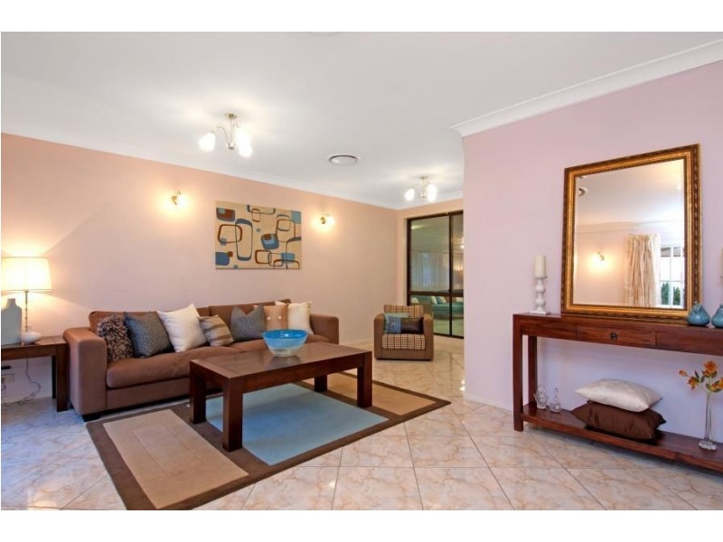 8 Ridgemont Place, Kings Park NSW 2148