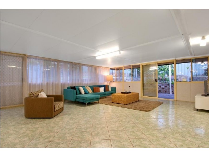 8 Ridgemont Place, Kings Park NSW 2148