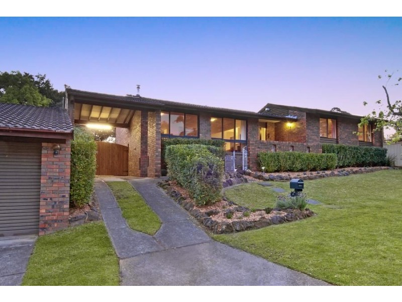 4 Warumbui Avenue, Baulkham Hills NSW 2153