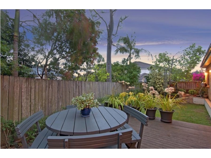 12 Wychwood Place, Castle Hill NSW 2154