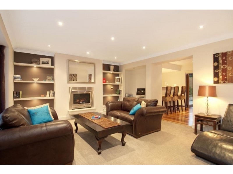 6 Dewhurst Avenue, Castle Hill NSW 2154